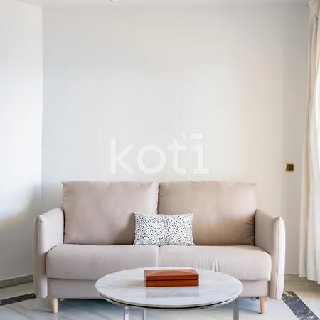 Koti - Dona Sofia דירה פואנגירולה